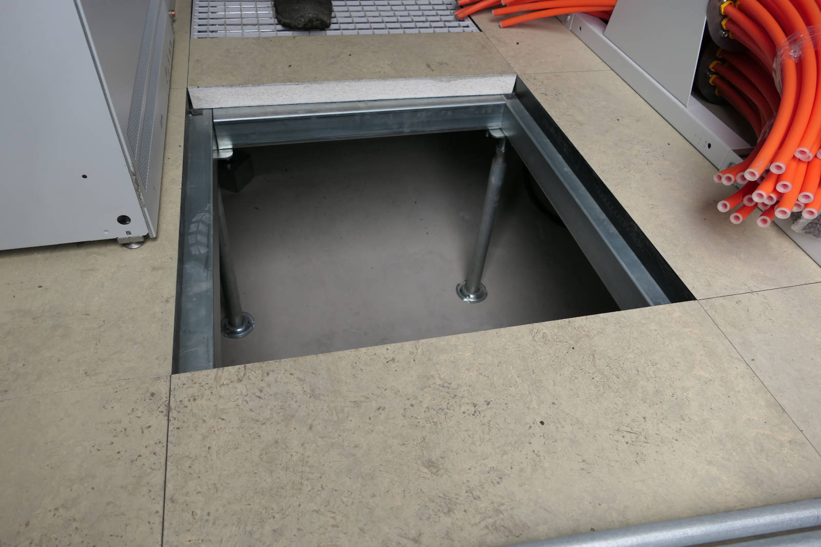 14.01.2022: Aufbau PoP - der Blick in den Boden